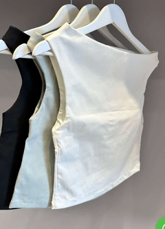 Top Irregular Blanco (efectivo/transferencia $19.120) en internet