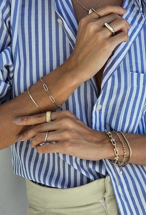 MIX DE ANÉIS E PULSEIRAS ELEGANTES l MYKONOS