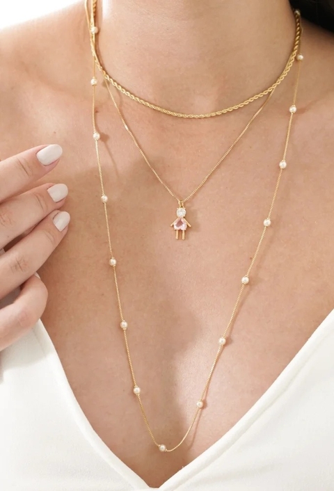 MIX DE COLARES COM PINGENTE MENINA l AFETO