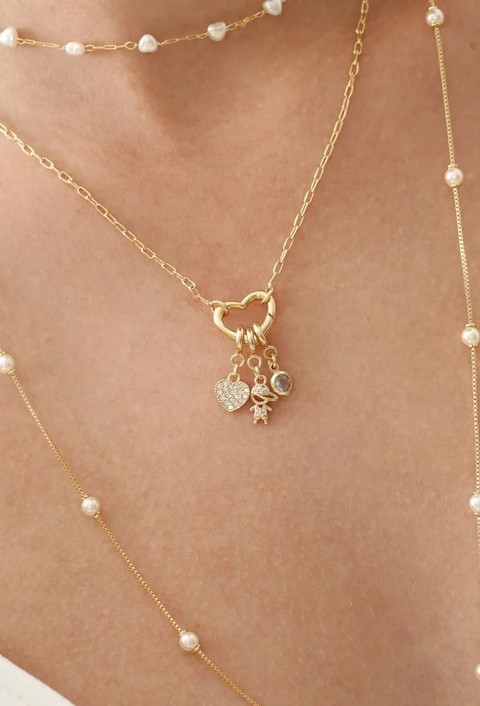 MIX DE COLARES COM FECHO CORAÇÃO E PINGENTE MENINO l AFETO - comprar online