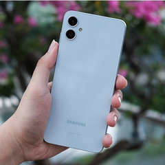 Celular Samsung Galaxy A06 Light Blue 4G - comprar online