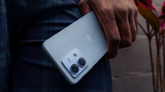 Celular Motorola Moto G84 MarshMallow Blue 5G en internet