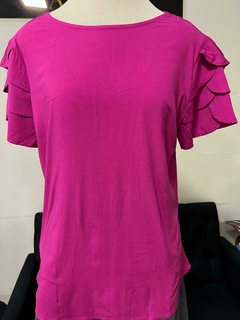 Blusa em Viscose manga pétalas - 1140528 na internet