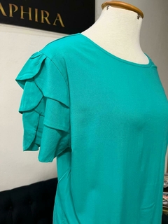 Blusa em Viscose manga pétalas - 1140528