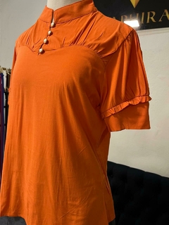Blusa viscose gola padre com botões - 1140527 - Saphira Moda Evangélica