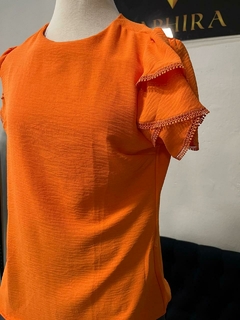Blusa XT air flow, mangas em camadas com guipir 1140529