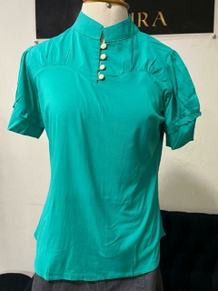 Blusa viscose gola padre com botões - 1140527 na internet