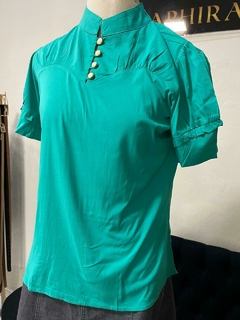 Blusa viscose gola padre com botões - 1140527 - Saphira Moda Evangélica