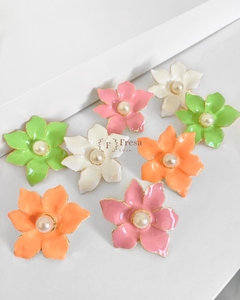 Brinco Flor Esmaltada - comprar online