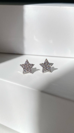 Brinco Estrela Cravejada Semijoia na internet