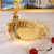 Fruteira/doceira decoradora de mesa em formato de cisne dourado