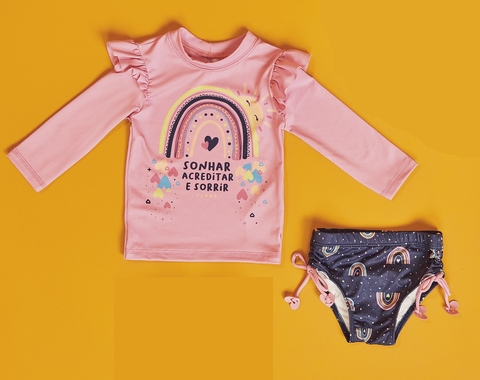 Conjunto de Blusa Manga Longa e Calcinha Estampa de Arco-íris com Proteção Solar - FPS50