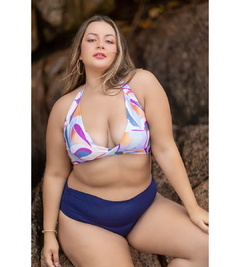 Biquíni Plus Size Poliamida Top Largo nas Laterais e Calcinha Zigue na Faixa