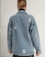 Campera denim larga con tachas y roturas azul - comprar online