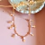Pulseira com mix de pérolas e gotinhas