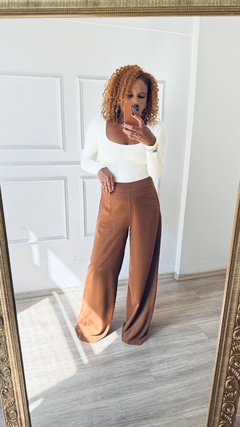 Calça Viviane na internet