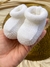 Sapatinho Rolinho em Tricot Branco na internet