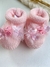 Kit Sapatinho em Tricot + Faixinha | Pluminha Rosa - comprar online
