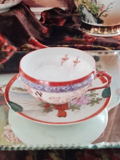 Duo de cafe japones con geisha en el fondo - comprar online
