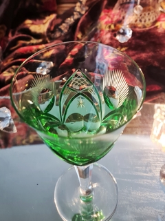 Copas fino cristal verde tallado en internet