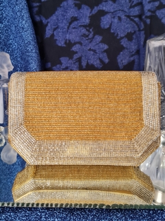 Cartera full bordado en dorado y plateado