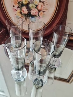 Copas de cristal fumé tallo bajo en internet
