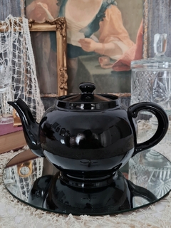 Tetera de loza negra