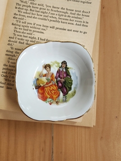 Cazuela Verbano escena galante