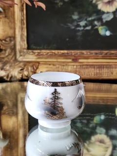 Taza de café japonesa con geisha en el fondo - comprar online