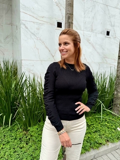 Blusa sara na internet