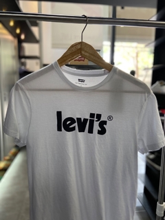 Remera Levis Poster Logo - White en internet