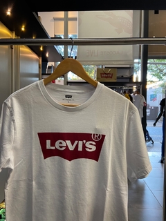Remera Batwing - Levis - comprar online