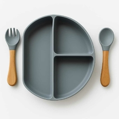 Plato triple con tenedor y cuchara