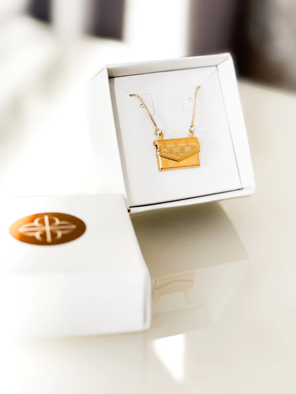 Colar Relicário Memórias Com Foto - Banhado a Ouro 18k