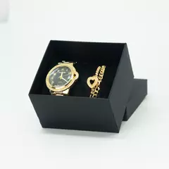 Kit Relógio Feminino Classic e Pulseira com Pingente - comprar online