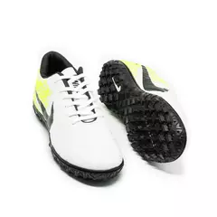 Chuteira Society Flyknit - comprar online