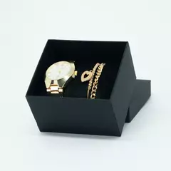 Kit Relógio Feminino Elegance e Pulseira com Pingente - comprar online