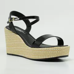 Sandália Feminina Moleca Plataforma - comprar online