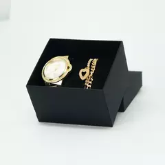 Kit Relógio Feminino Classico e Pulseira com Pingente - comprar online