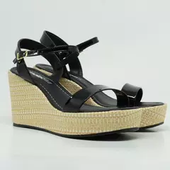 Sandália Feminina Moleca Plataforma - comprar online