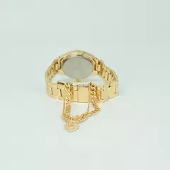 Kit Relógio Feminino Elegance e Pulseira com Pingente - comprar online