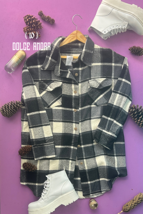 Camisaco Negro y Blanco