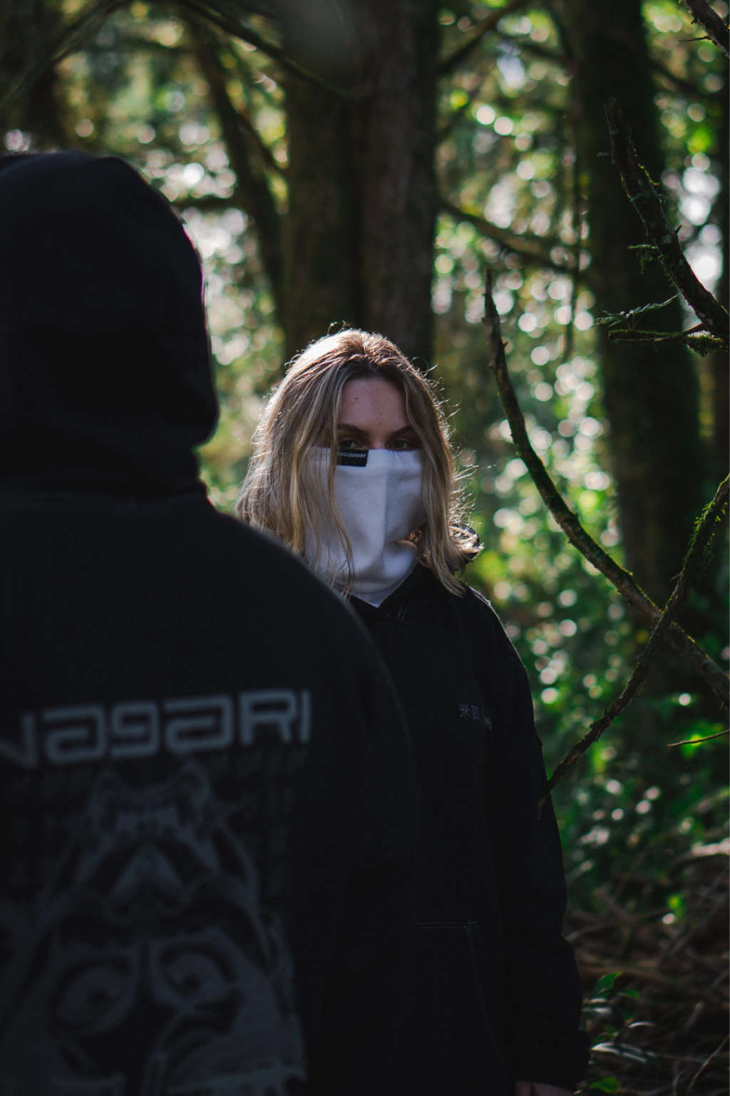 Neckface M4CO. Branco