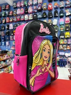 1611- MOCHILA BARBIE HELLO CON CARRO 16 PUL (7790752716115) - comprar online