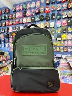 7699- MOCHILA CROMATICO BICOLOR 18 PUL (7790774376991)