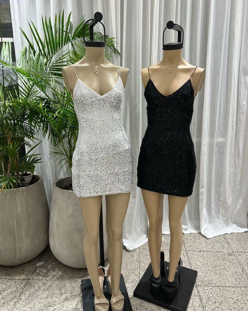 Vestido Dior Sin Espaldas Lentejuelas