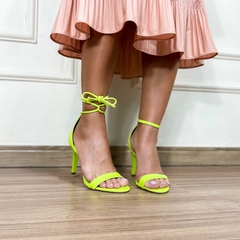 Sandália Giselle na internet