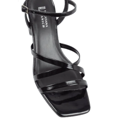 Sandália Verniz Preta Salto Bloco 6cm Lj Luciana Janich - comprar online