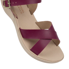 Sandália Vinho Fechamento Lateral LJ Luciana Janich - comprar online