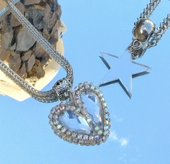 choker de cadenas y dijes espejados